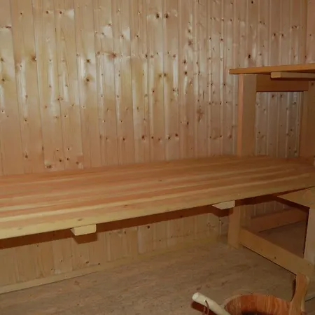 Gemuetliche Unterm Reetdach