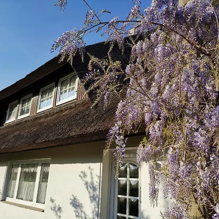 Gemuetliche Unterm Reetdach * Boiensdorf